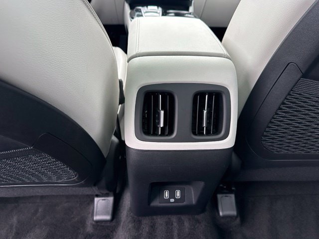 2024 Hyundai Tucson Hybrid Limited — photo 19 of 39