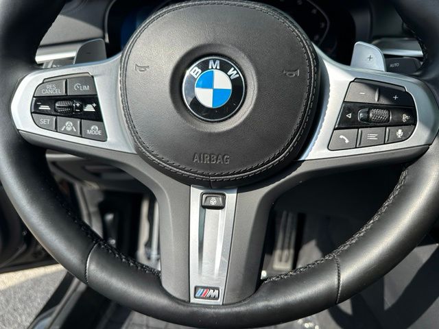 2023 BMW 5 Series M550i xDrive — photo 29 of 32