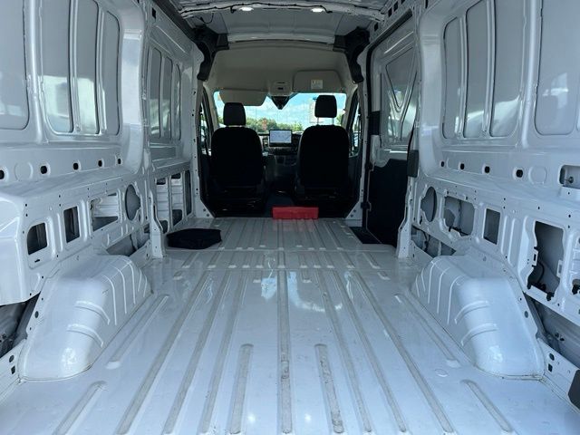 2023 Ford E-Transit-350 Base — photo 15 of 27