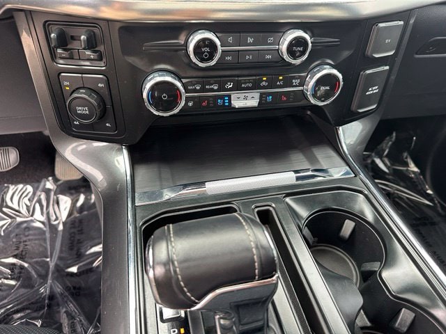 2023 Ford F-150 Lariat — photo 21 of 29