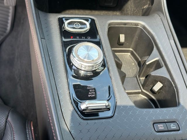 2024 Jeep Wagoneer S Launch Edition — photo 32 of 34
