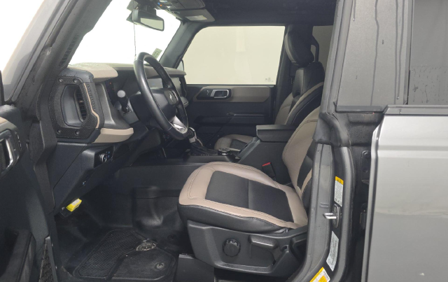 2024 Ford Bronco Big Bend — photo 6 of 10