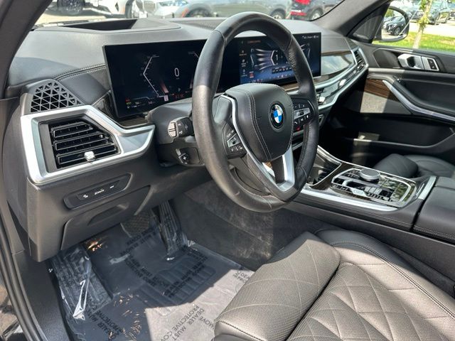 2025 BMW X5 xDrive40i — photo 23 of 31