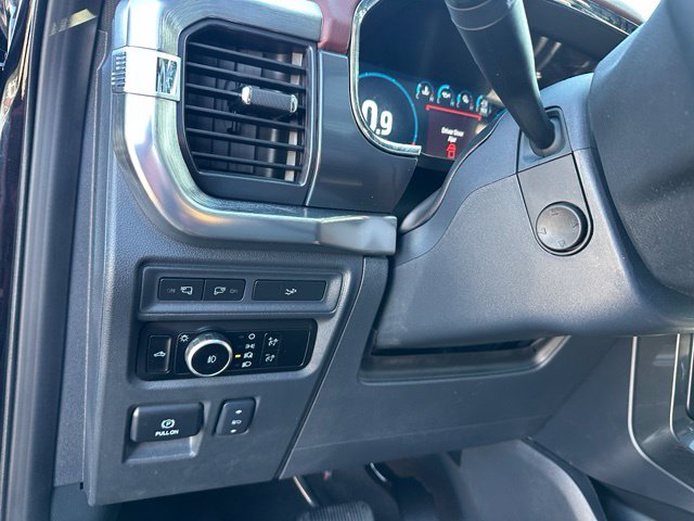 2023 Ford F-150 Lariat — photo 16 of 25