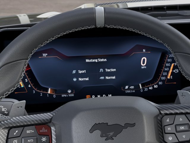 2026 Ford Mustang Dark Horse — photo 14 of 52