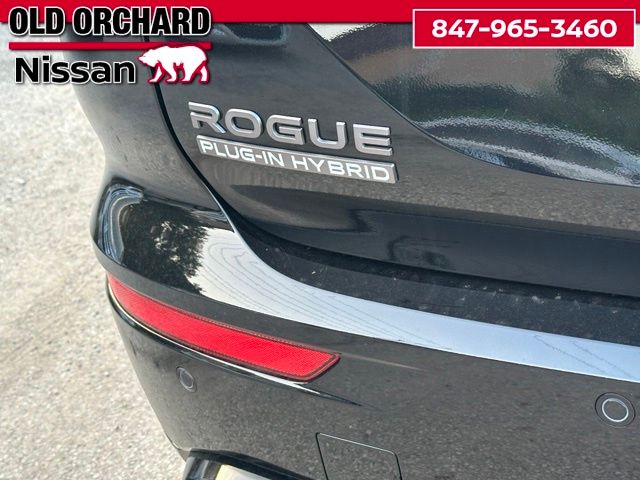 2026 Nissan Rogue Plug-In Hybrid Platinum — photo 9 of 22