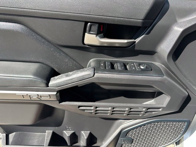 2024 Toyota Tacoma TRD Sport — photo 19 of 36