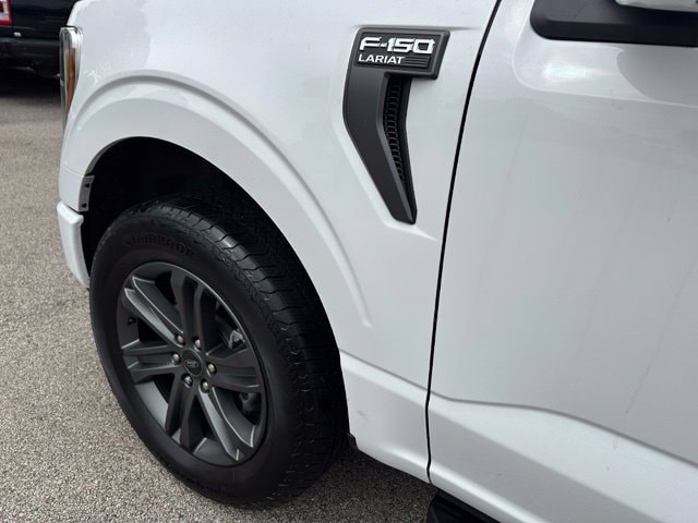 2023 Ford F-150 Lariat — photo 9 of 23
