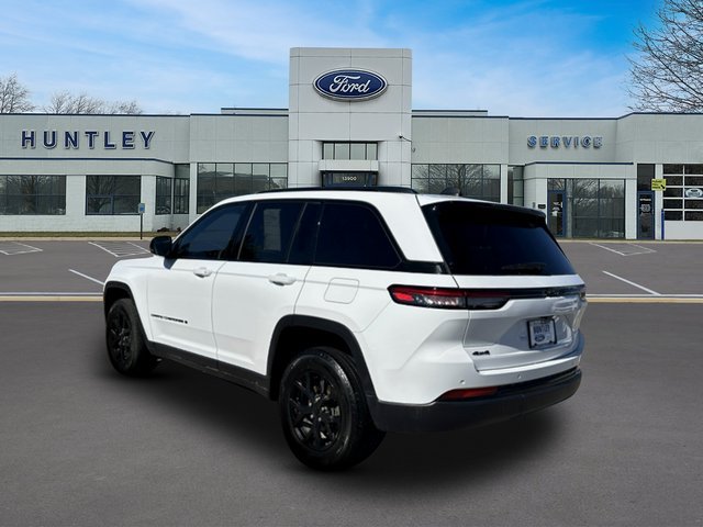 2024 Jeep Grand Cherokee Altitude X — photo 6 of 23