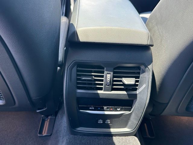2023 BMW i4 M50 — photo 18 of 29