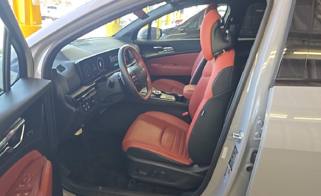 2026 Kia Sportage Hybrid SX Prestige — photo 4 of 7