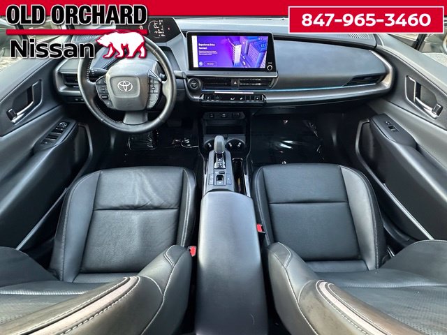 2024 Toyota Prius XLE — photo 15 of 22