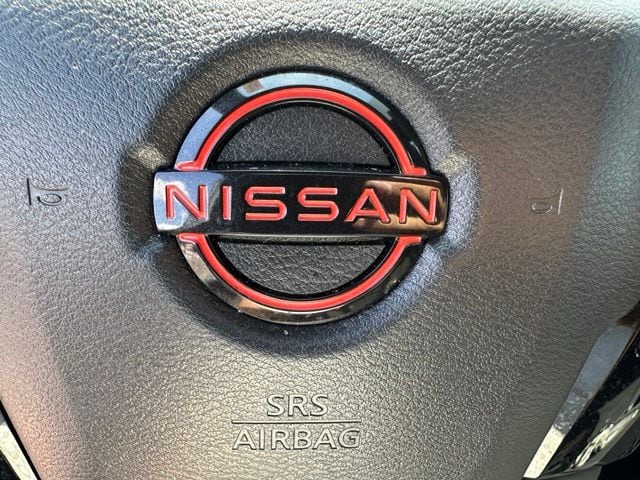 2025 Nissan Frontier PRO-4X — photo 27 of 43