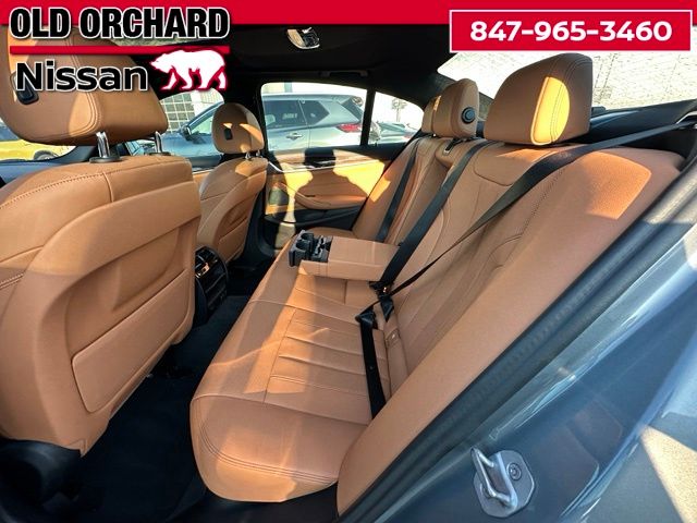 2023 BMW 5 Series 530i xDrive — photo 14 of 24