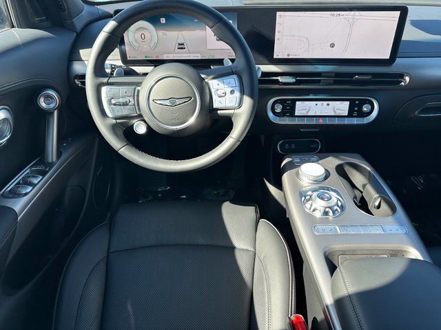 2025 Genesis GV60 Advanced — photo 19 of 41