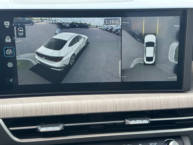 2025 Hyundai Sonata Hybrid Limited — photo 35 of 40