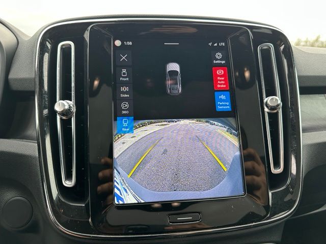 2023 Volvo C40 Recharge Pure Electric Ultimate — photo 29 of 34