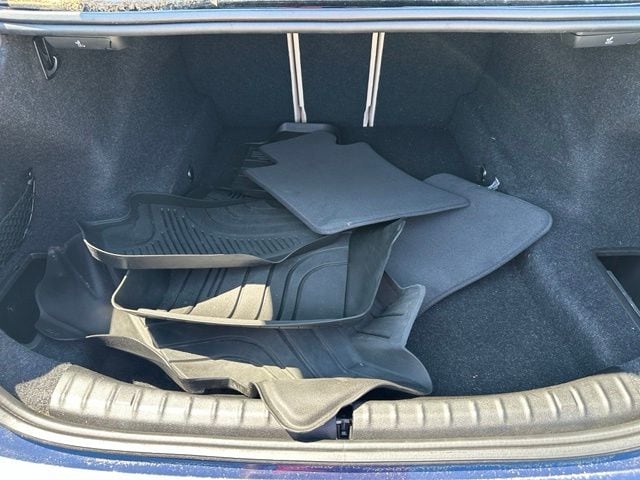 2023 BMW 5 Series 530i xDrive — photo 9 of 42