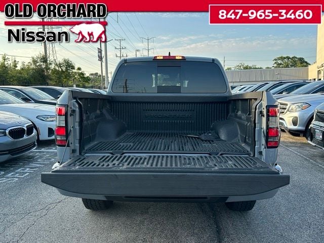 2025 Nissan Frontier PRO-4X — photo 9 of 22