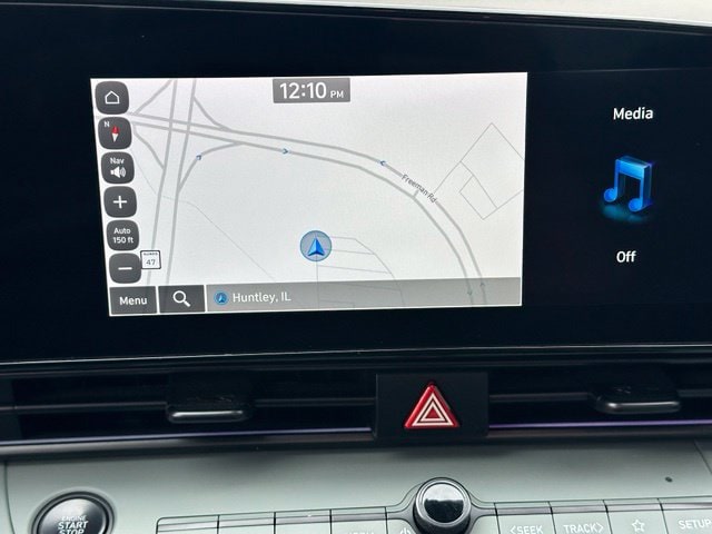 2025 Hyundai Elantra Hybrid Limited — photo 22 of 26