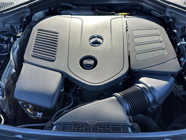 2024 Mercedes-Benz GLC GLC 300 — photo 9 of 31