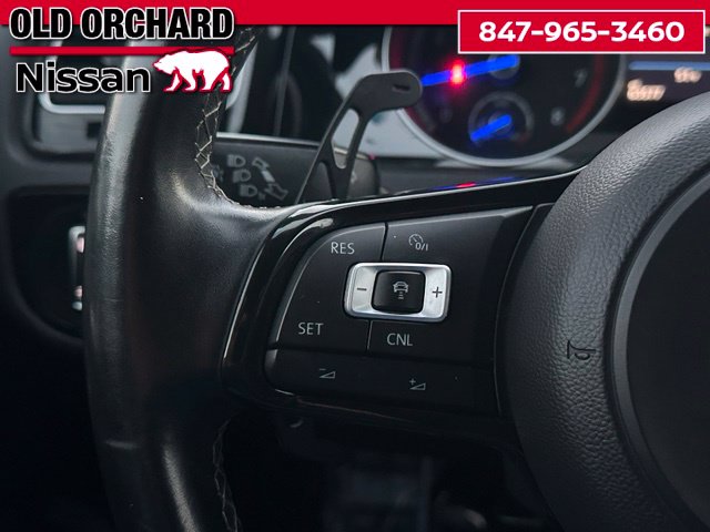 2017 Volkswagen Golf R DCC & Navigation 4motion — photo 17 of 20