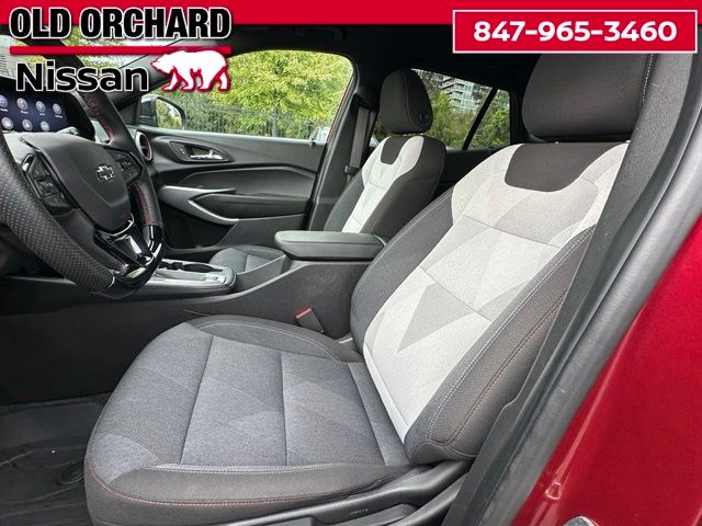 2025 Chevrolet Trax 1RS — photo 9 of 20