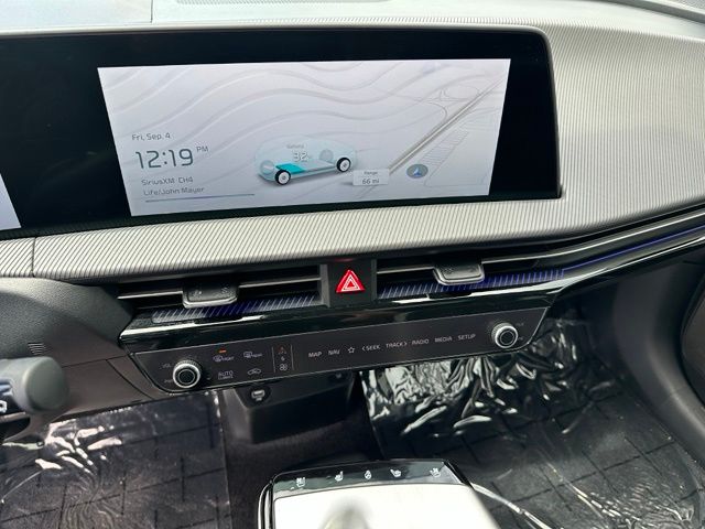 2024 Kia EV6 GT-Line — photo 25 of 37