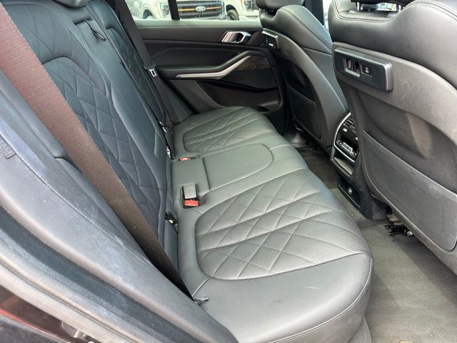 2023 BMW X5 xDrive40i — photo 10 of 28