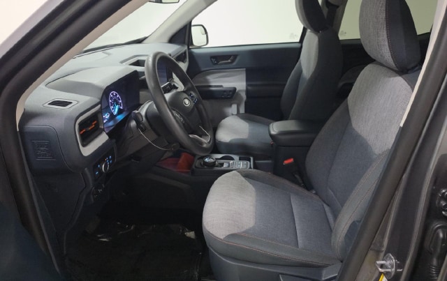 2022 Ford Maverick XLT — photo 6 of 10