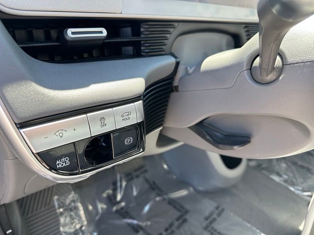 2024 Hyundai IONIQ 5 Limited — photo 23 of 39