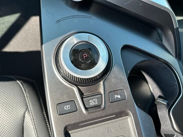 2023 Kia EV6 Wind — photo 21 of 33