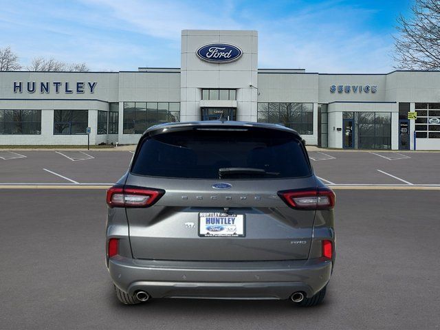 2024 Ford Escape ST-Line — photo 5 of 29