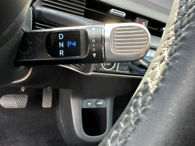 2023 Hyundai IONIQ 5 Limited — photo 34 of 38