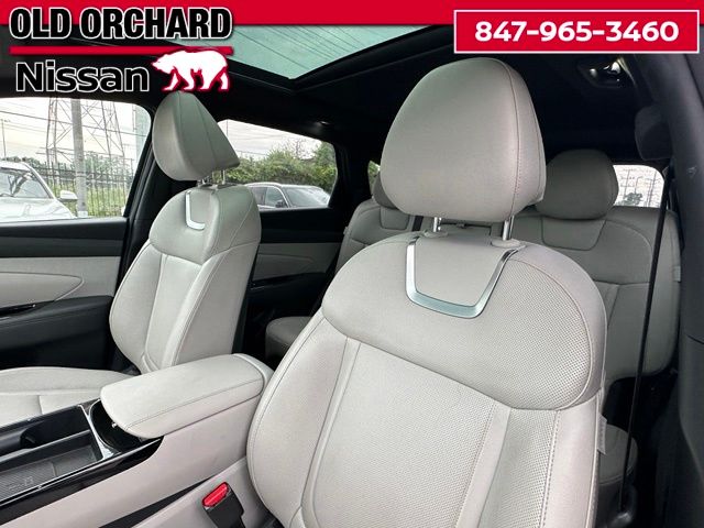 2025 Hyundai Tucson Hybrid Limited — photo 10 of 22