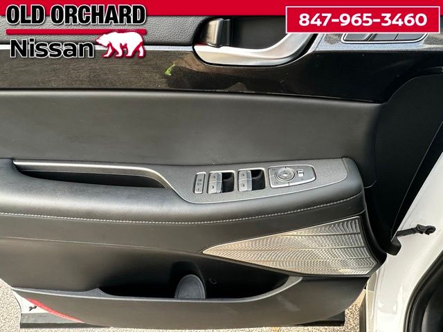 2022 Hyundai Palisade Limited — photo 9 of 24