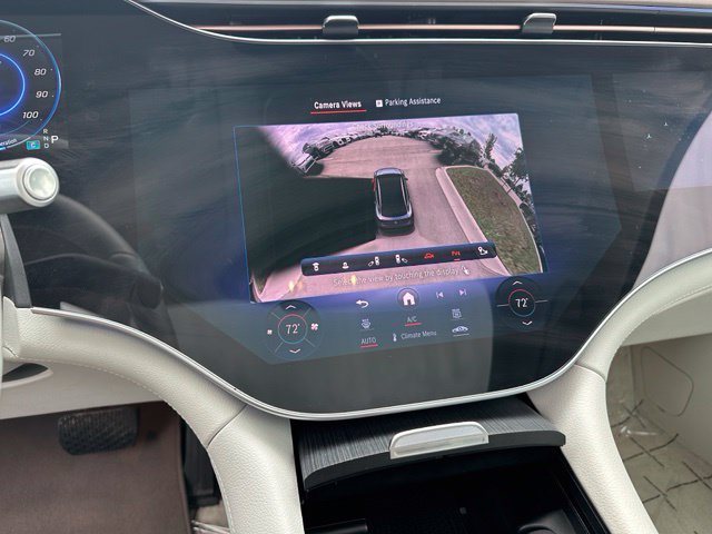 2023 Mercedes-Benz EQS 580 — photo 25 of 31