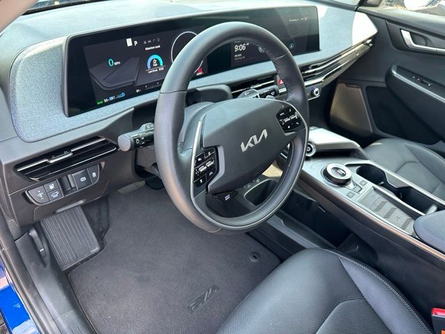 2024 Kia EV6 Wind — photo 20 of 31