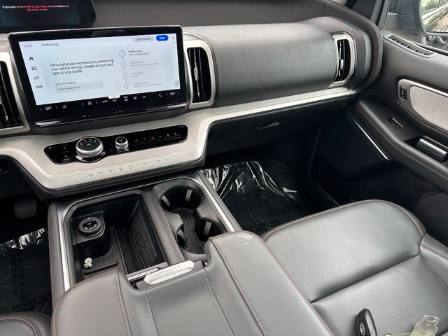 2025 Ford Expedition Active — photo 19 of 41