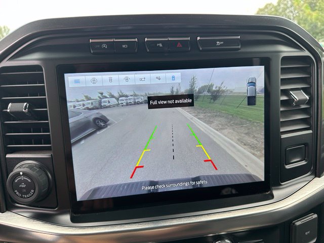 2023 Ford F-150 Lariat — photo 23 of 26