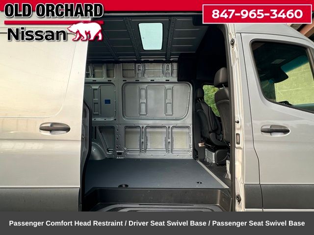2023 Mercedes-Benz Sprinter 2500 Cargo 144 WB — photo 13 of 23