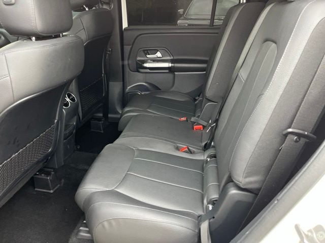 2025 Mercedes-Benz GLB GLB 250 — photo 14 of 30