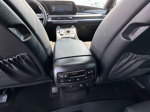 2024 Hyundai Palisade Calligraphy Night Edition — photo 21 of 41