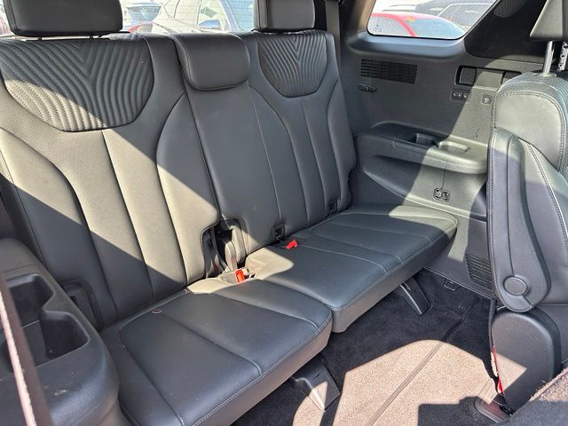 2024 Hyundai Palisade Calligraphy — photo 16 of 40