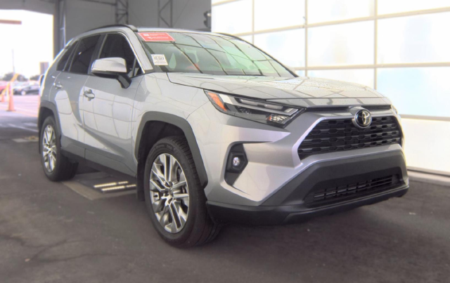 2024 Toyota RAV4 XLE Premium — photo 2 of 9