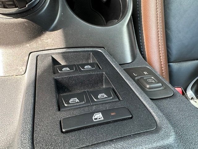 2023 Ford Bronco Outer Banks — photo 17 of 25