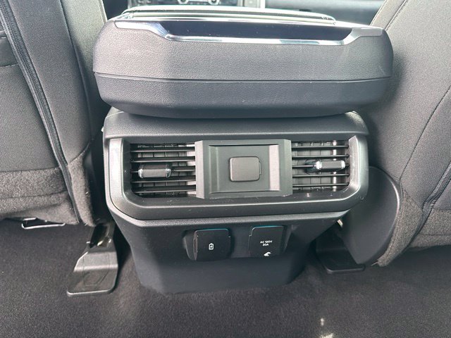 2023 Ford F-150 XLT — photo 17 of 30