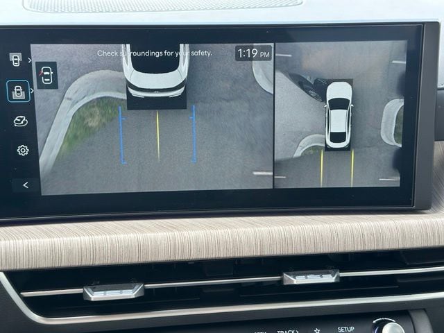 2025 Hyundai Sonata Hybrid Limited — photo 34 of 40