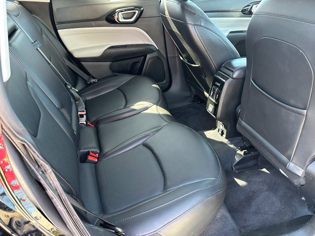 2022 Jeep Compass Limited — photo 10 of 25