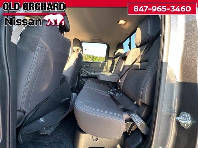 2024 Nissan Frontier SV — photo 15 of 23